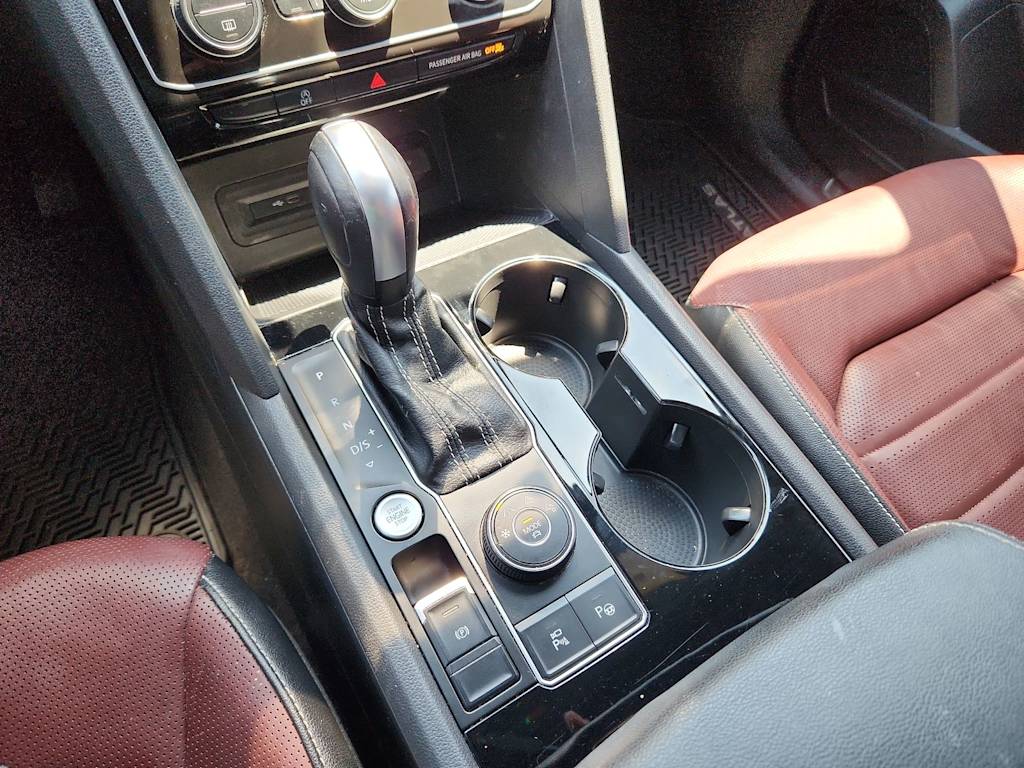 Thumbnail: 2021 Volkswagen Atlas - 16