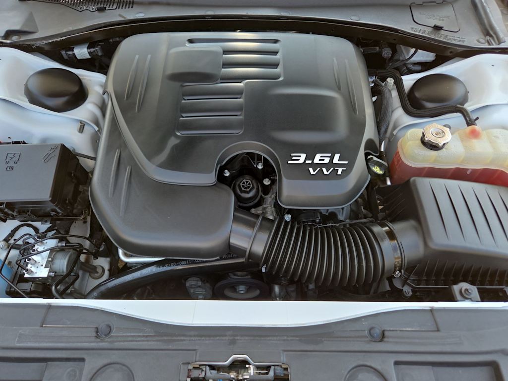 Thumbnail: 2022 Chrysler 300 - 8