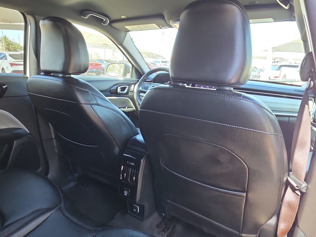 Thumbnail: 2024 Jeep Compass - 11