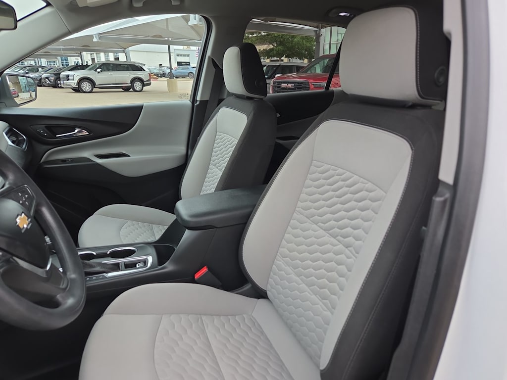 Thumbnail: 2021 Chevrolet Equinox - 9