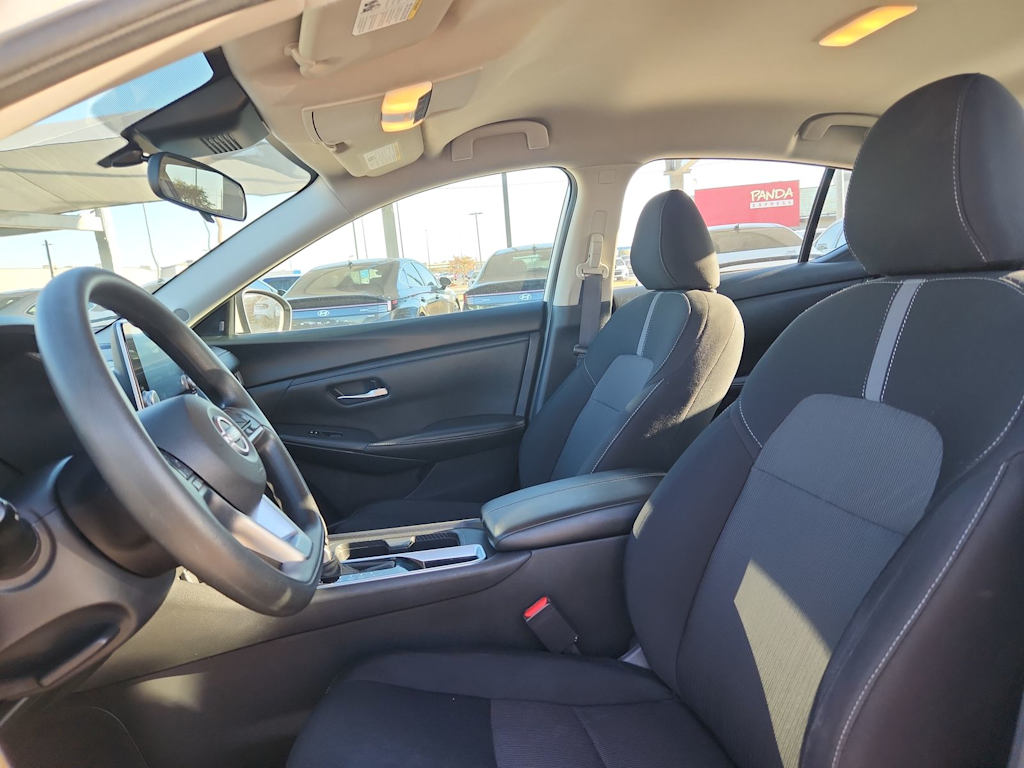 Thumbnail: 2024 Nissan Sentra - 11