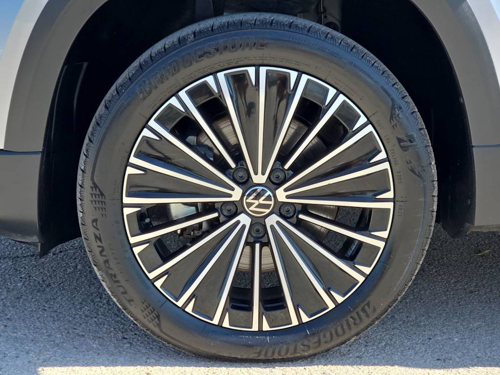 Thumbnail: 2026 Volkswagen Taos - 8