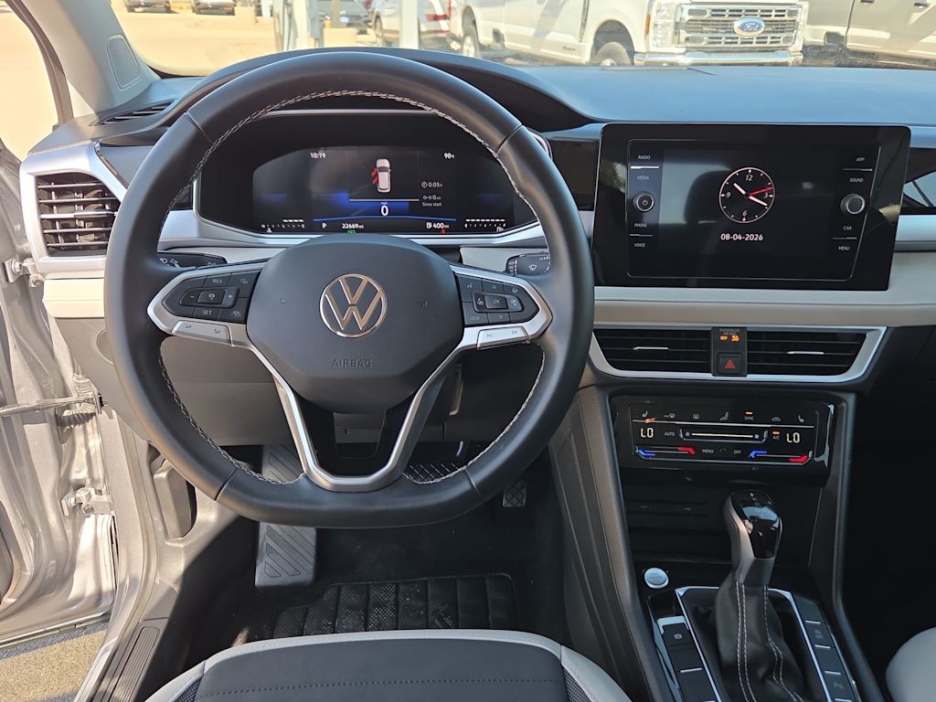 Thumbnail: 2026 Volkswagen Taos - 10