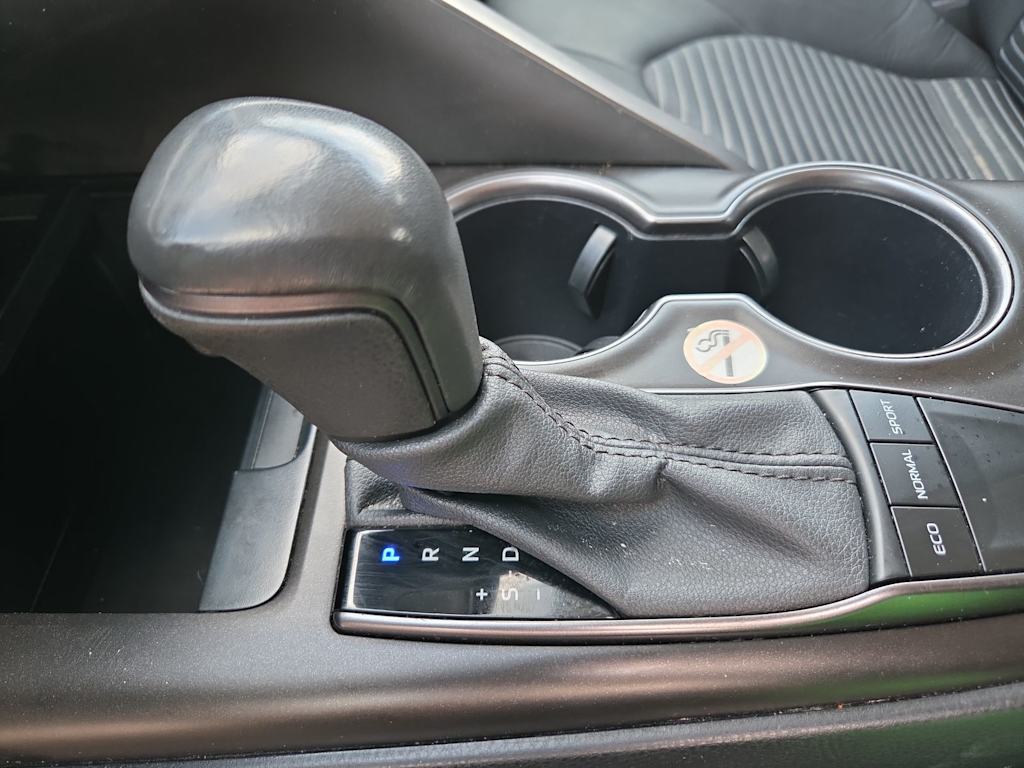 Thumbnail: 2024 Toyota Camry - 15