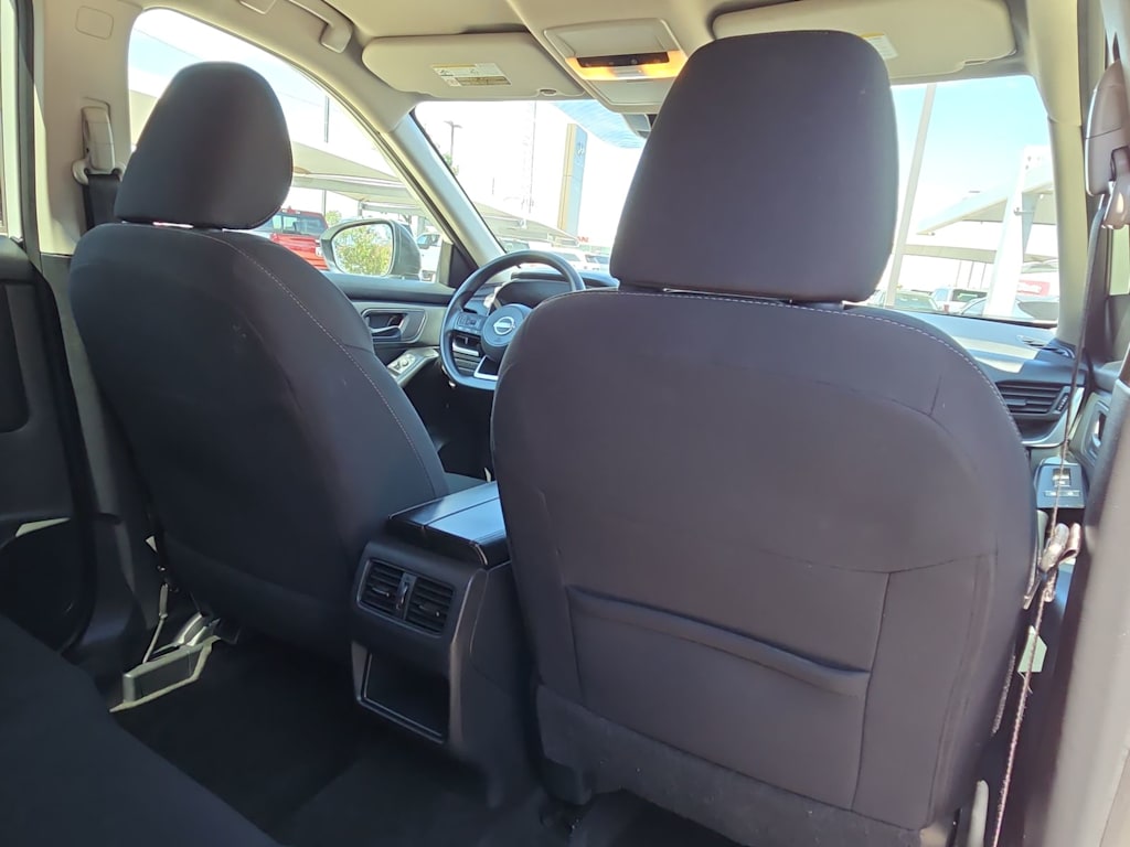 Thumbnail: 2024 Nissan Rogue - 10
