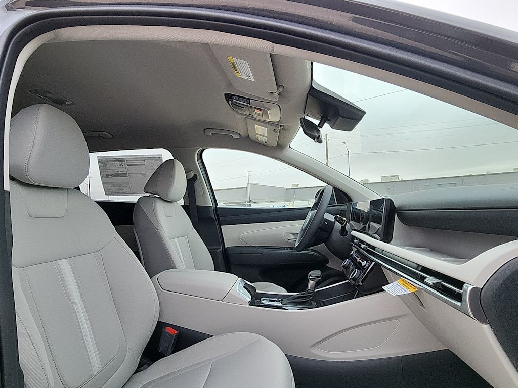 Thumbnail: 2025 Hyundai Tucson - 10