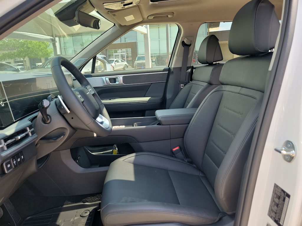 Thumbnail: 2025 Hyundai Santa Fe - 9