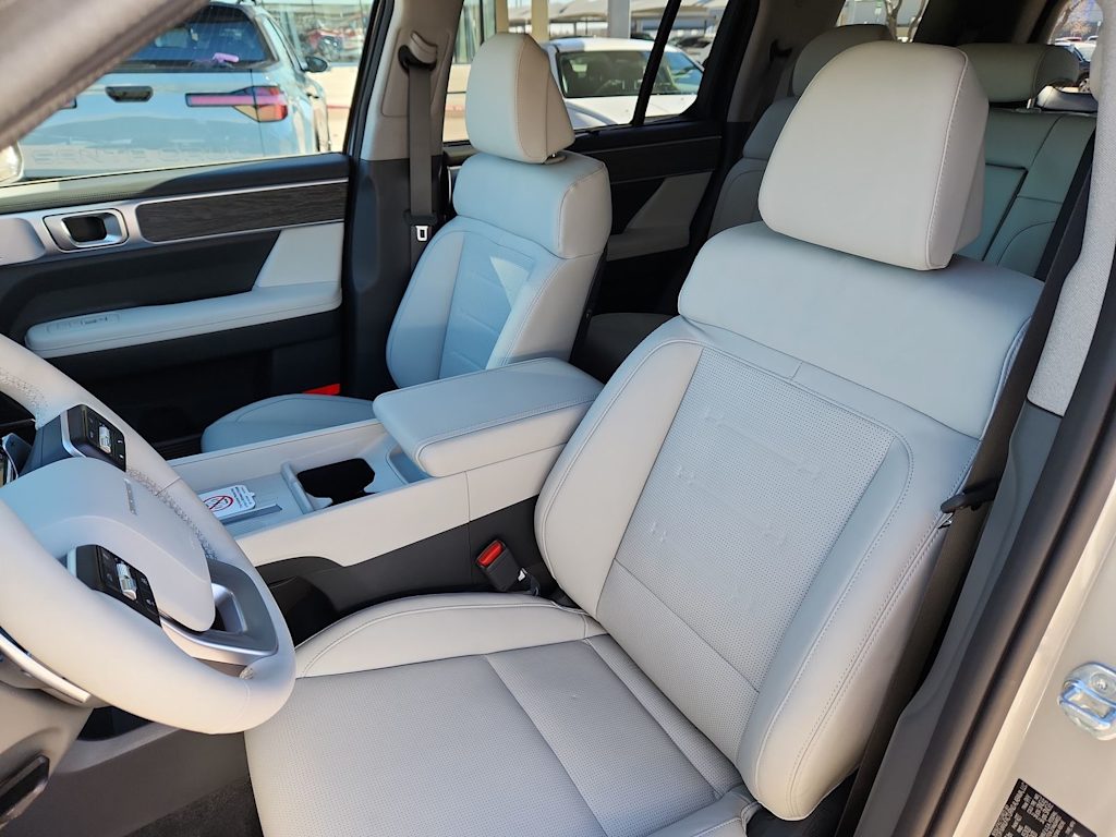 Thumbnail: 2025 Hyundai Santa Fe - 11