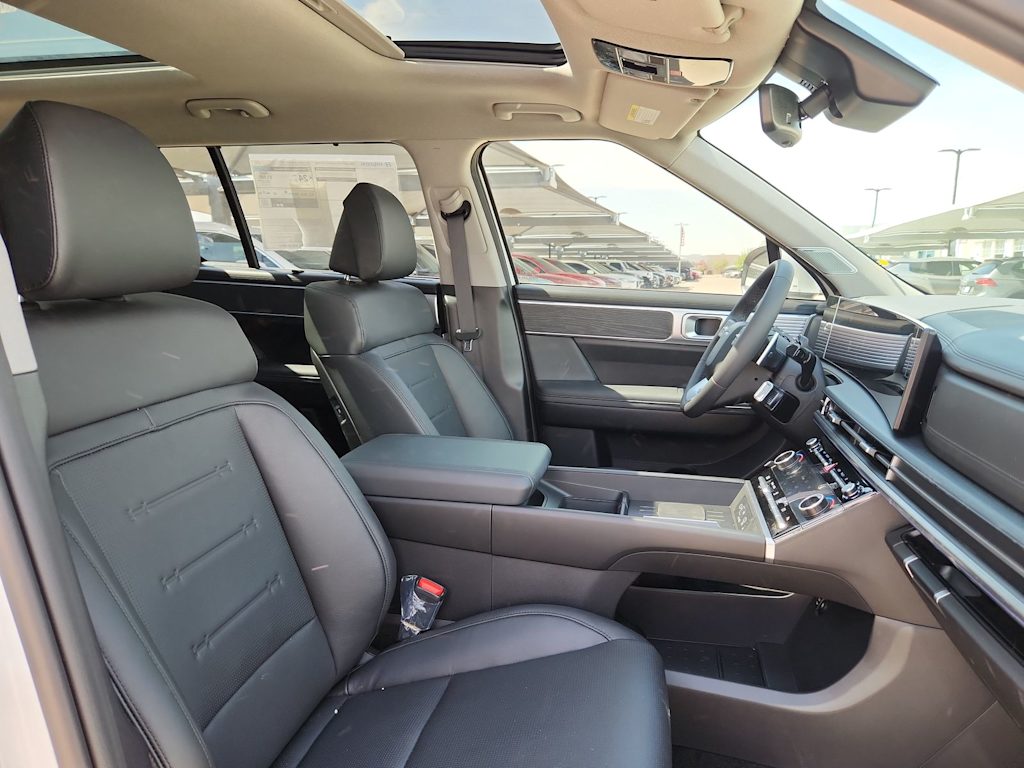 Thumbnail: 2025 Hyundai Santa Fe - 25