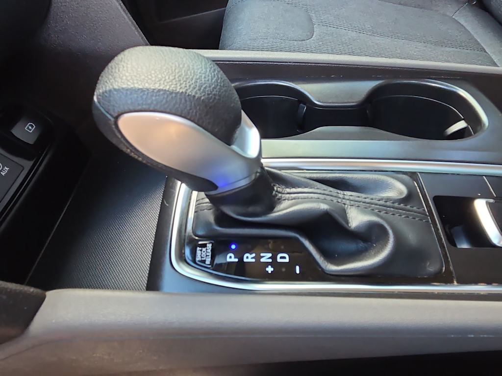 Thumbnail: 2019 Hyundai Santa Fe - 16