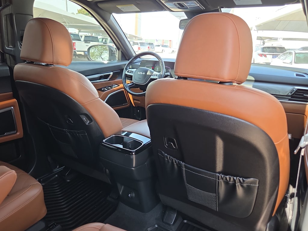 Thumbnail: 2024 Kia Telluride - 14