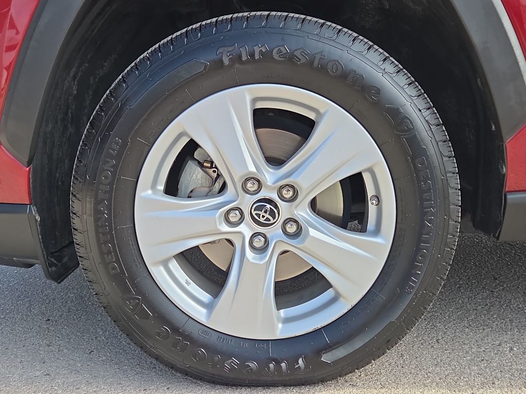 Thumbnail: 2019 Toyota RAV4 - 7