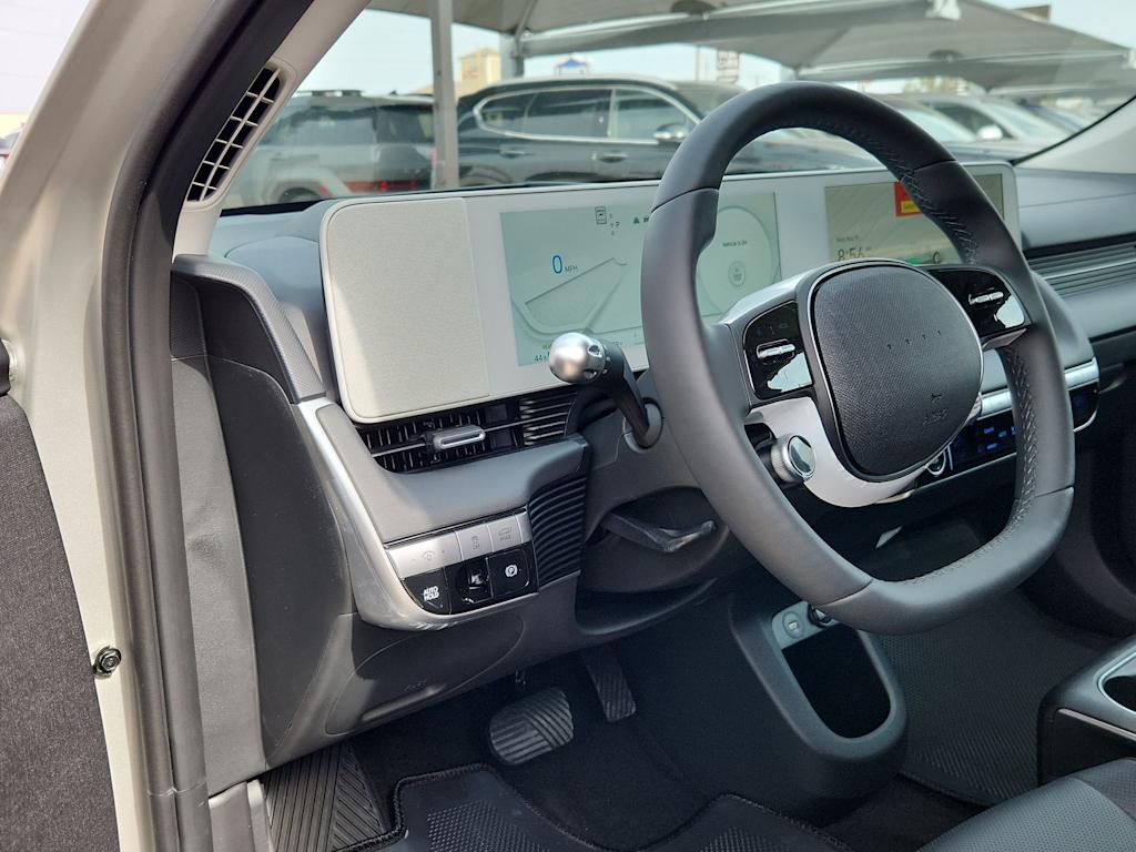 Thumbnail: 2024 Hyundai Ioniq 5 - 8