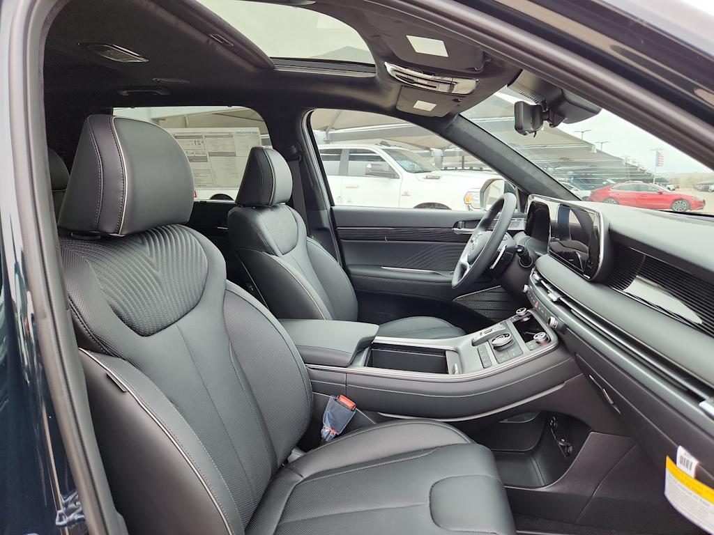 Thumbnail: 2025 Hyundai Palisade - 26