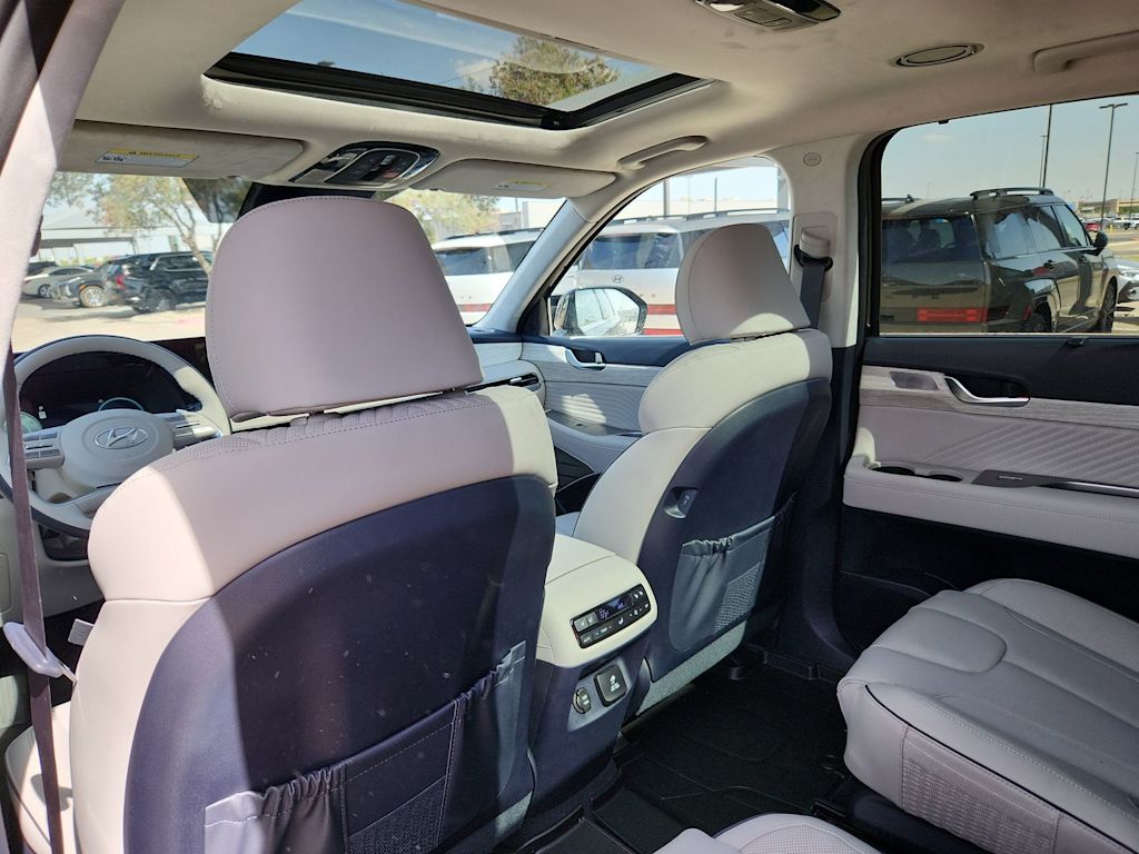 Thumbnail: 2025 Hyundai Palisade - 13