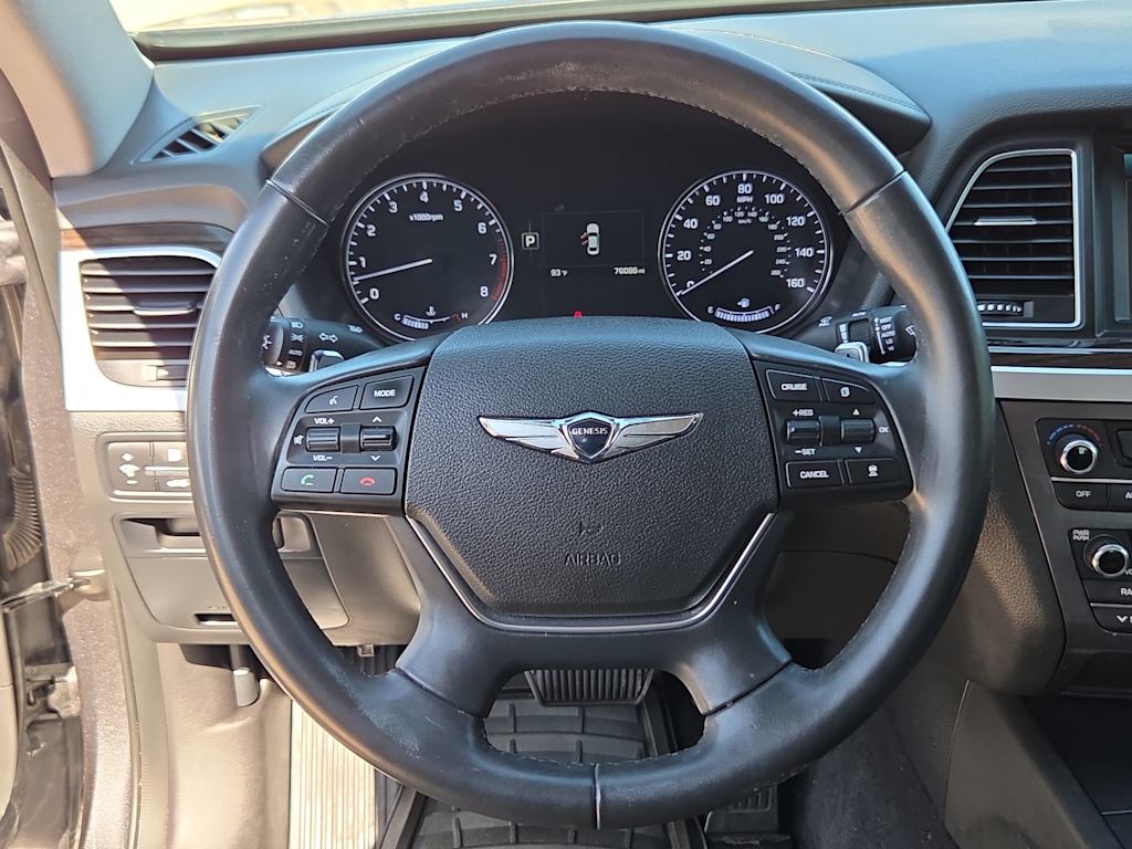 Thumbnail: 2017 Genesis G80 - 14