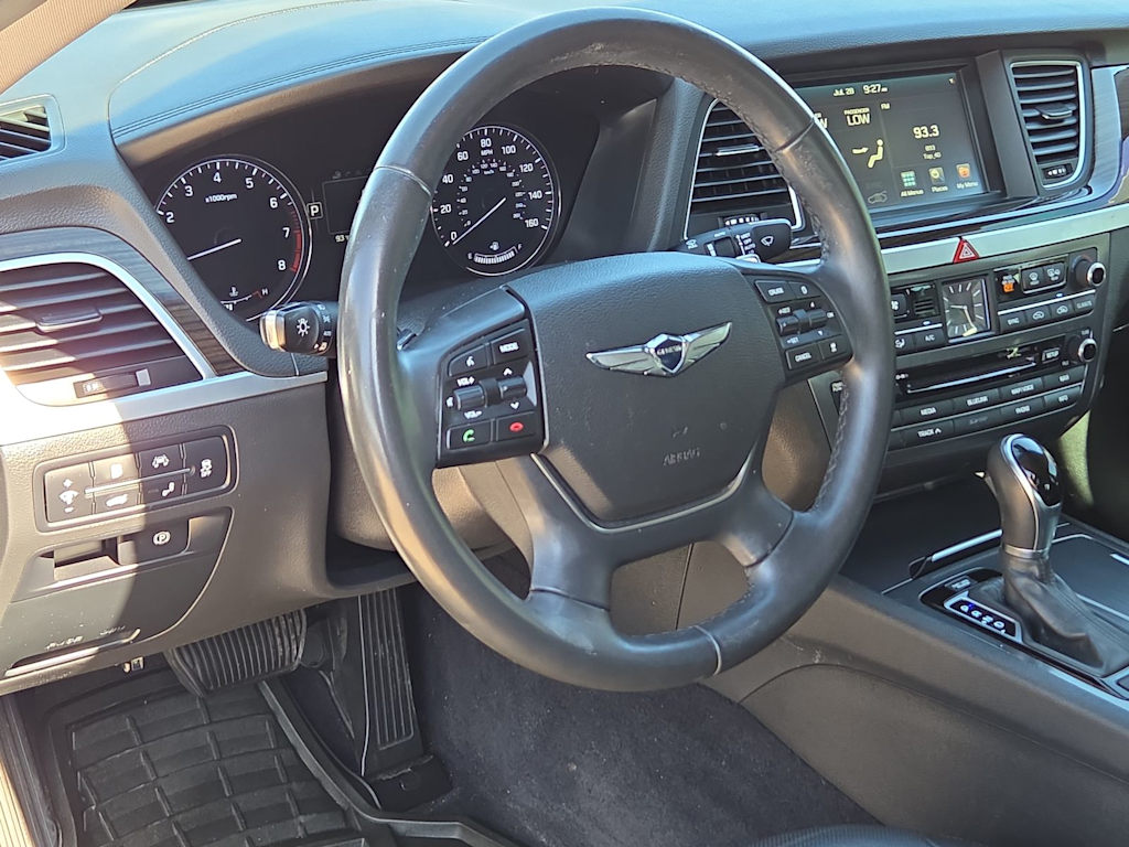 Thumbnail: 2017 Genesis G80 - 2
