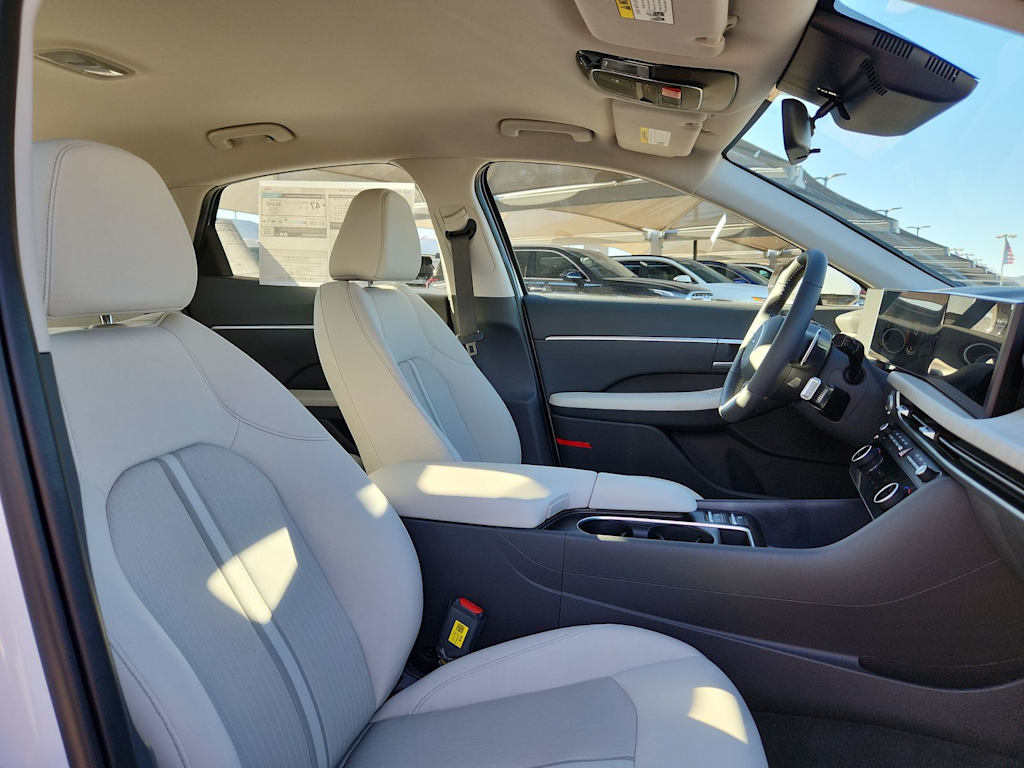 Thumbnail: 2025 Hyundai Sonata - 11