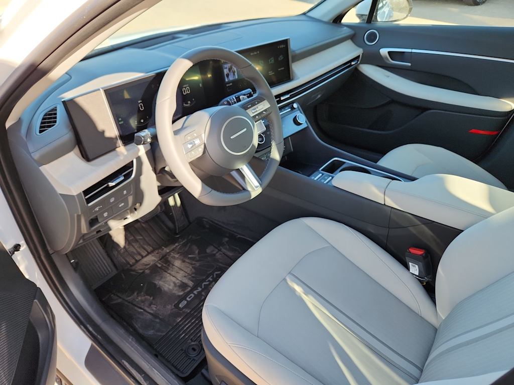 Thumbnail: 2025 Hyundai Sonata - 2