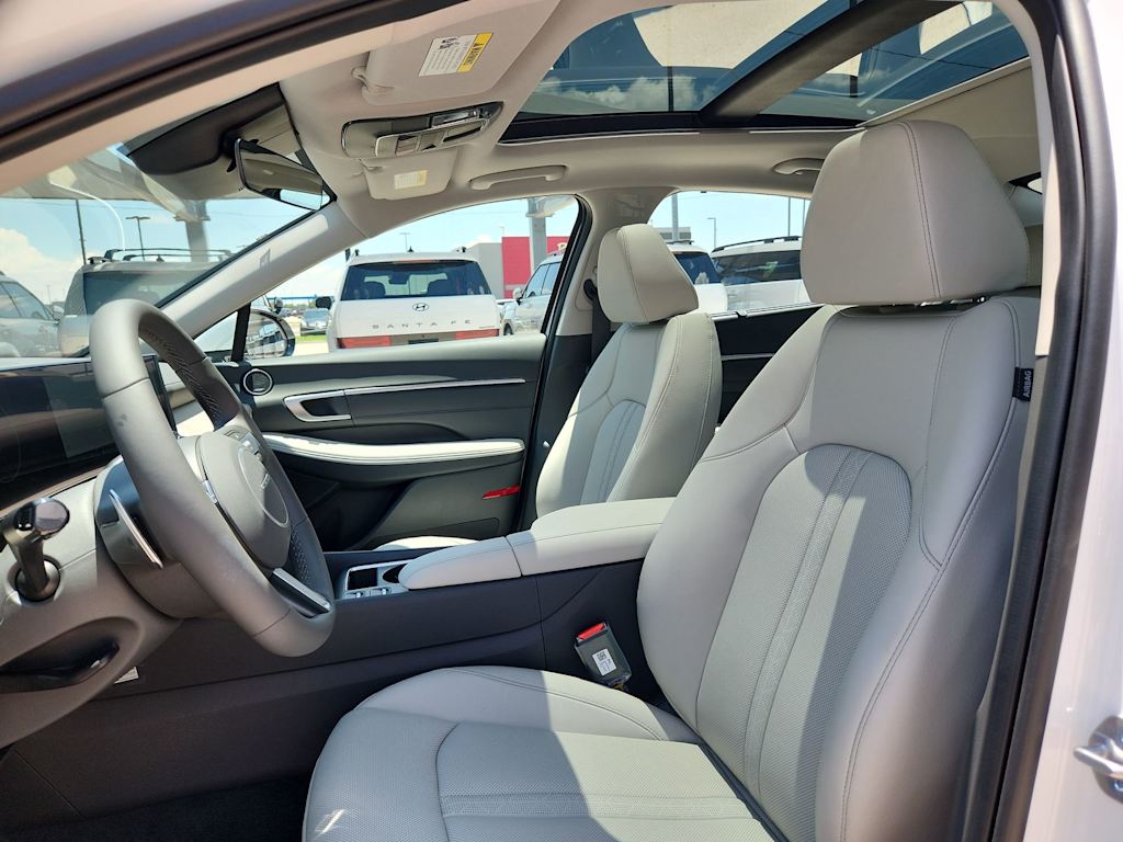 Thumbnail: 2025 Hyundai Sonata - 10