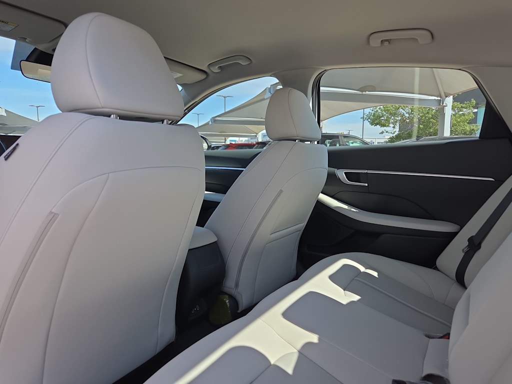 Thumbnail: 2026 Hyundai Sonata - 11