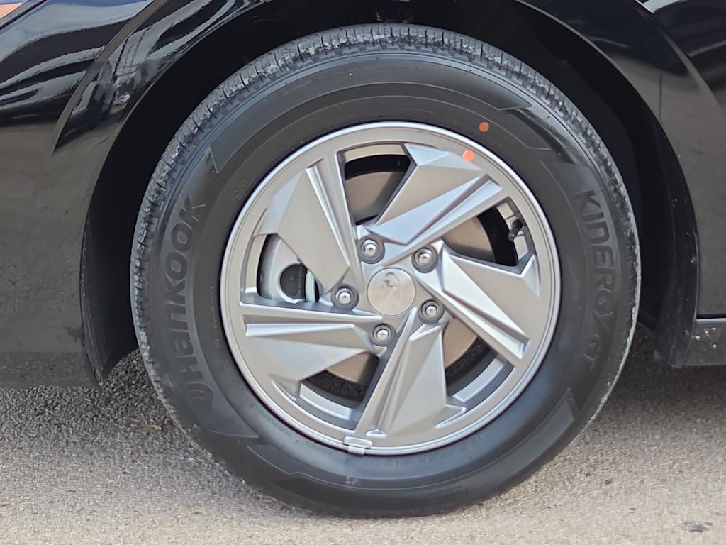 Thumbnail: 2026 Hyundai Elantra - 7