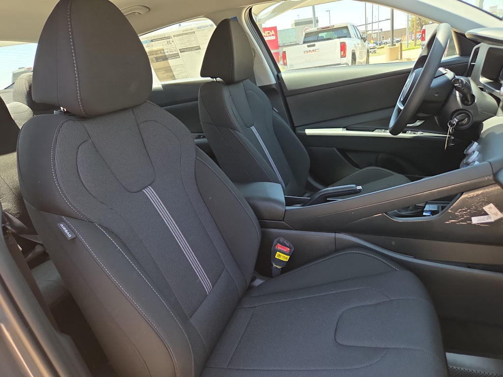 Thumbnail: 2026 Hyundai Elantra - 11