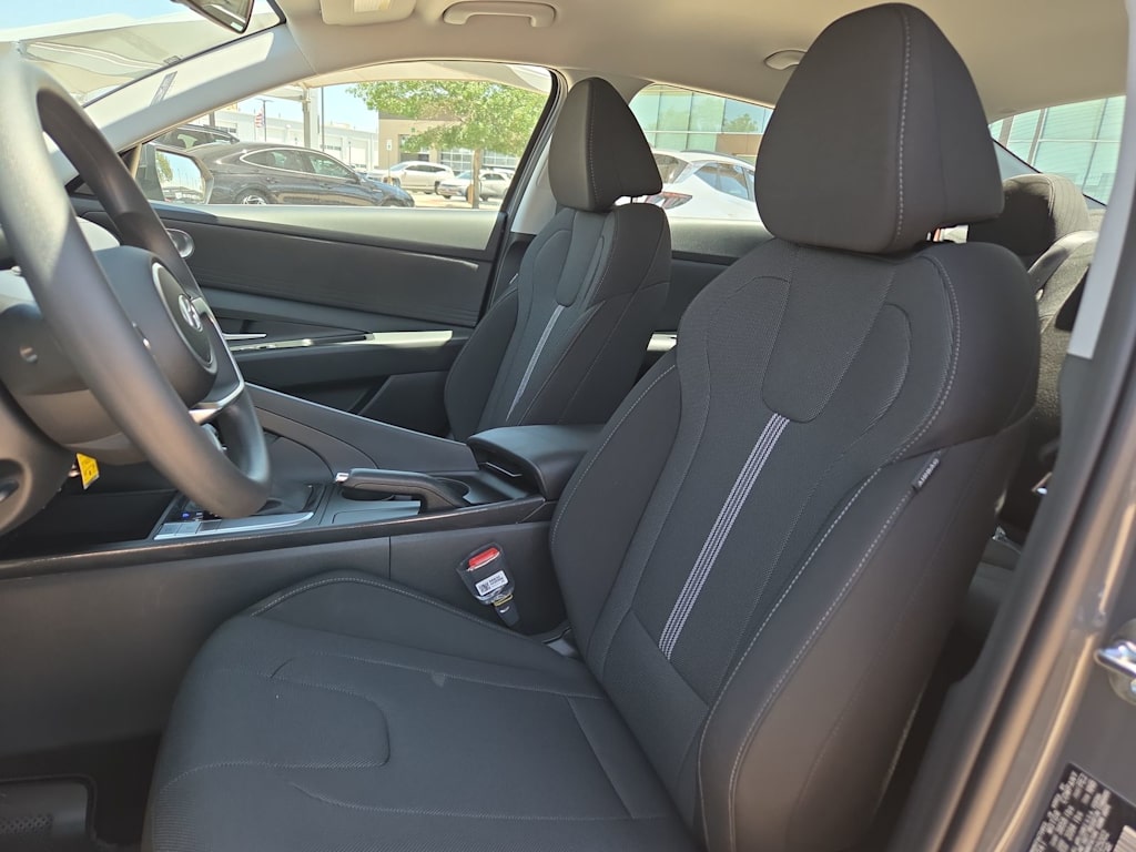 Thumbnail: 2026 Hyundai Elantra - 10