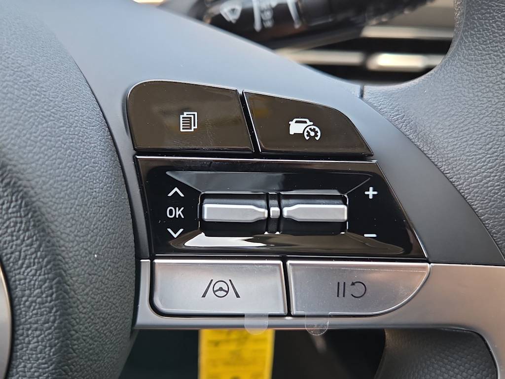 Thumbnail: 2026 Hyundai Elantra - 24
