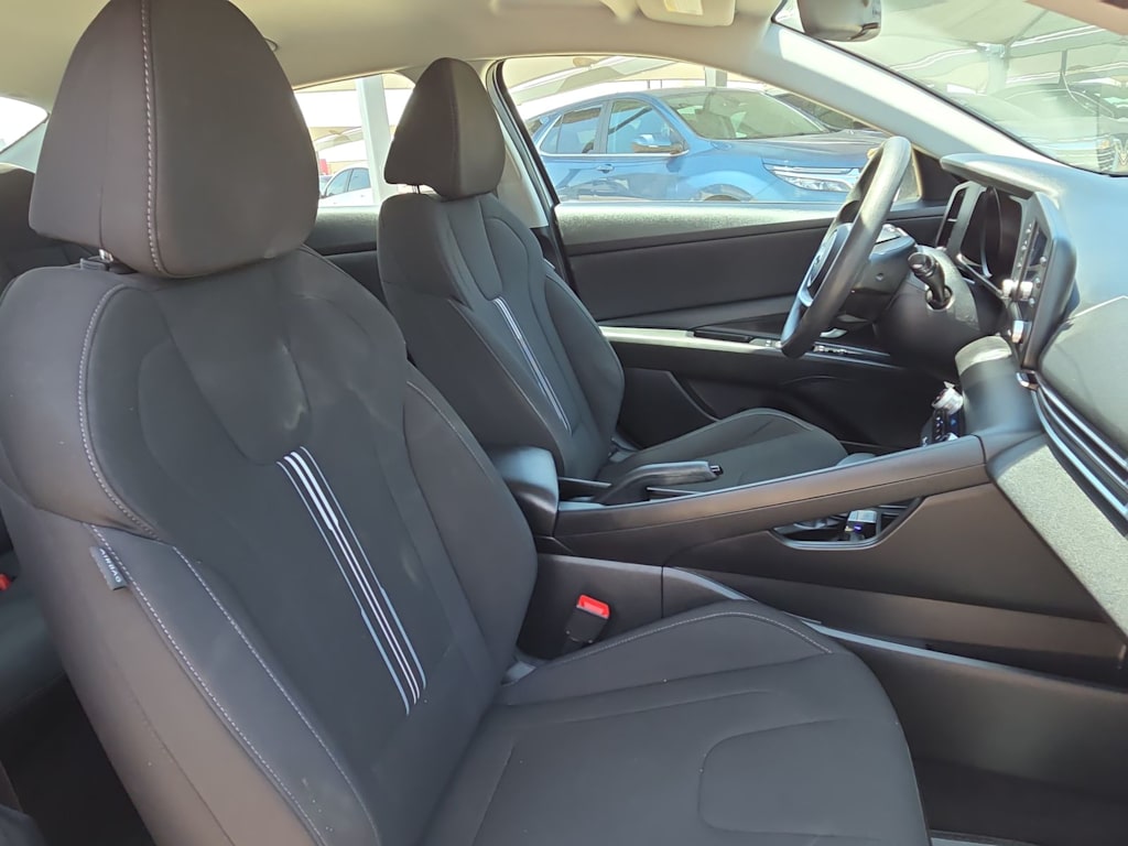 Thumbnail: 2023 Hyundai Elantra - 21