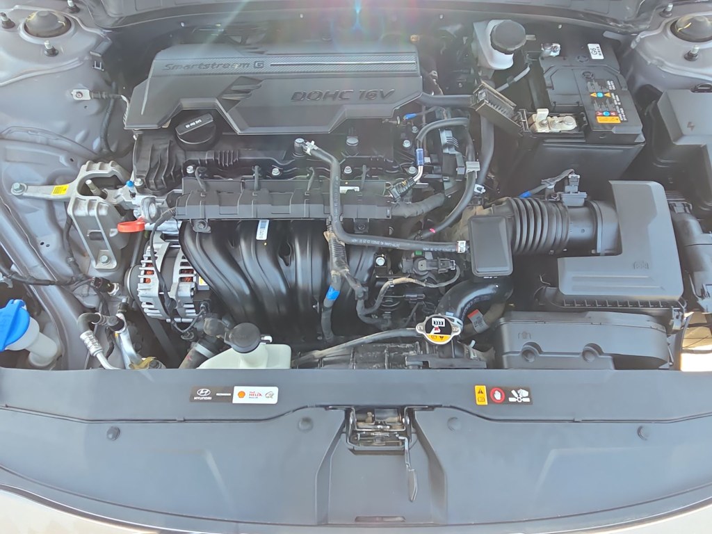Thumbnail: 2023 Hyundai Elantra - 7