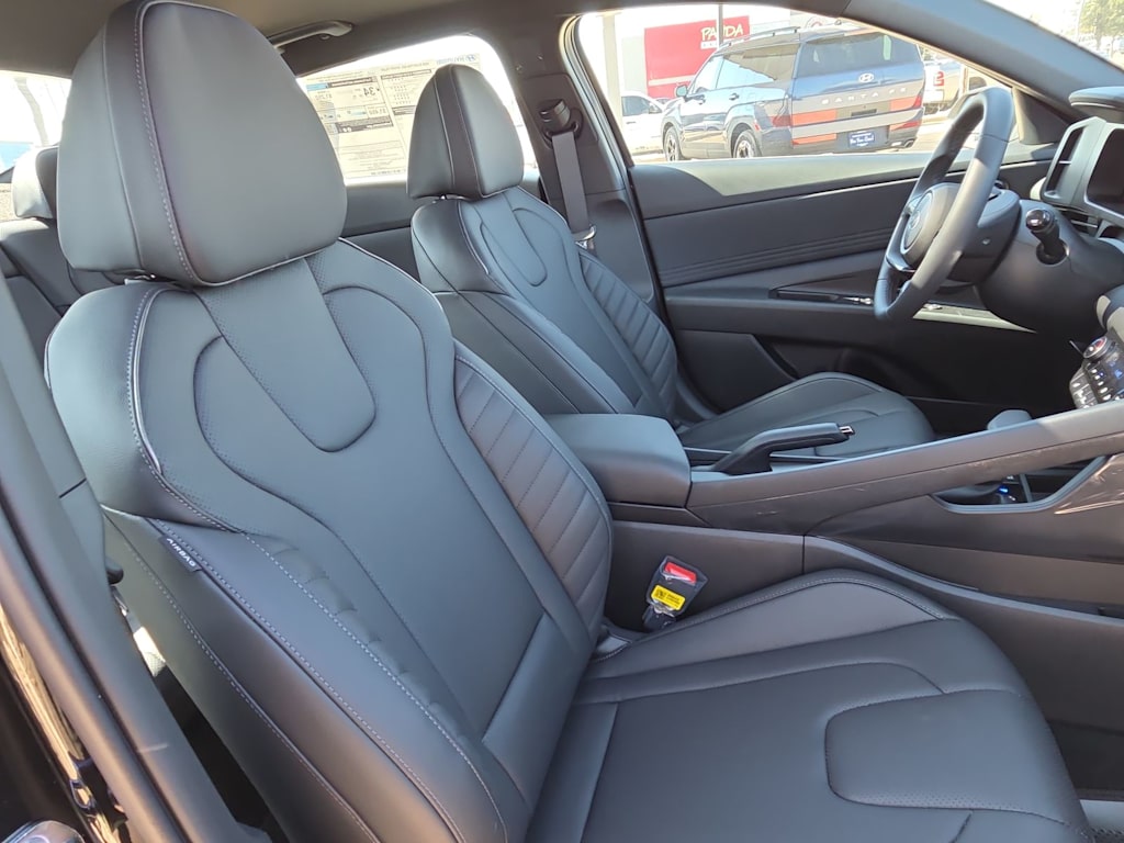 Thumbnail: 2026 Hyundai Elantra - 11
