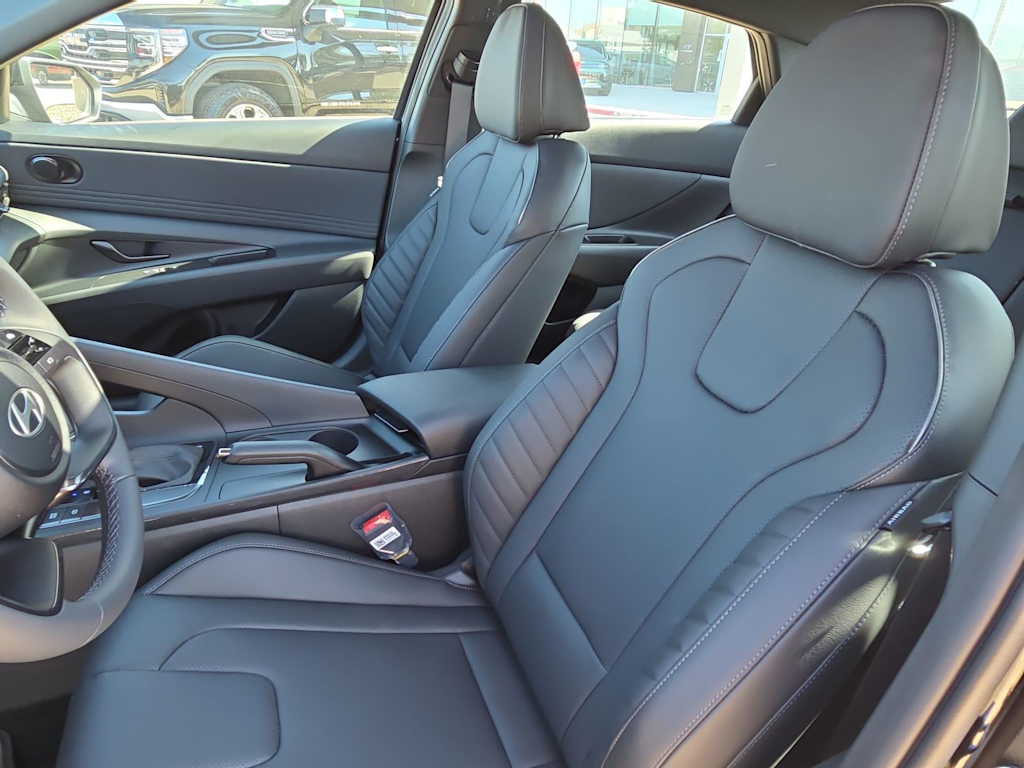 Thumbnail: 2026 Hyundai Elantra - 10