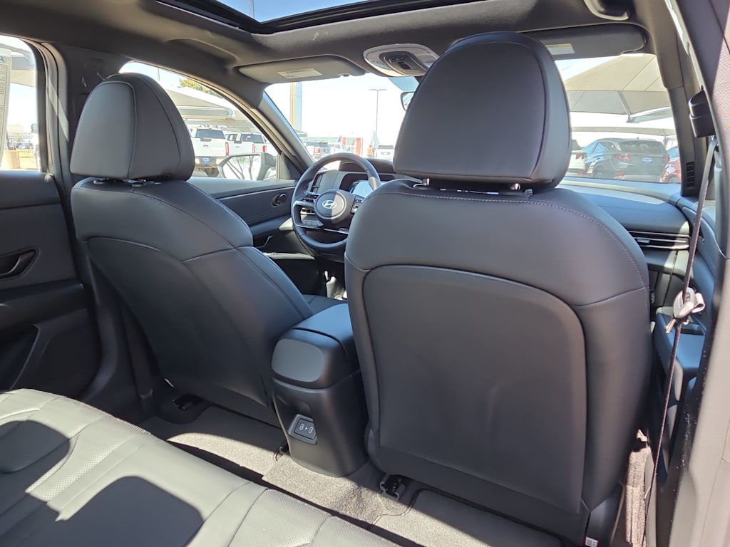 Thumbnail: 2026 Hyundai Elantra - 12