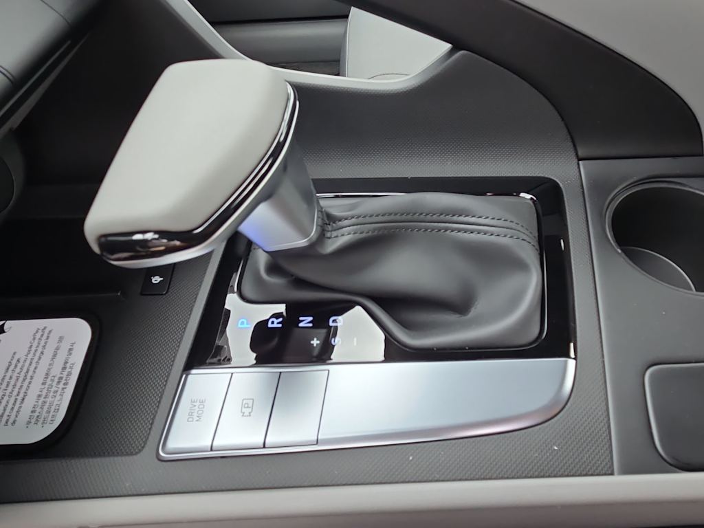Thumbnail: 2026 Hyundai Elantra - 14