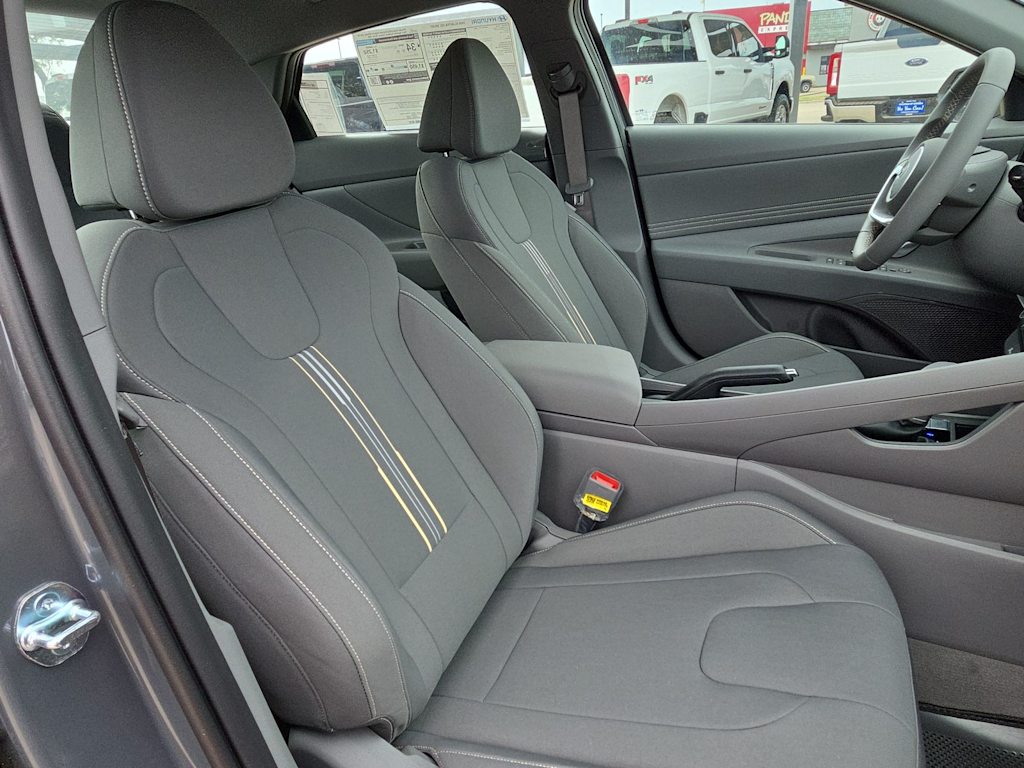 Thumbnail: 2026 Hyundai Elantra - 22