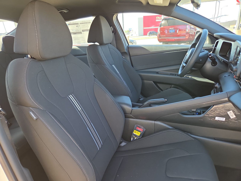 Thumbnail: 2026 Hyundai Elantra - 9