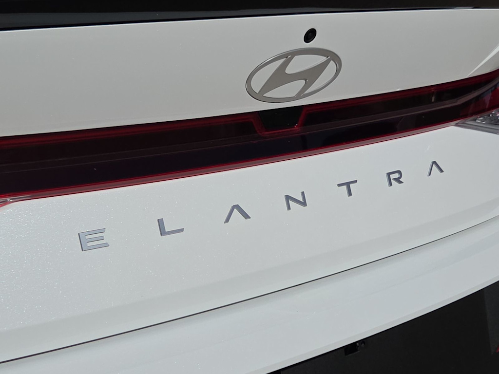 Thumbnail: 2026 Hyundai Elantra - 5