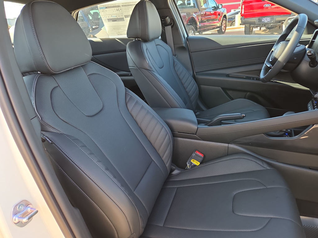 Thumbnail: 2026 Hyundai Elantra - 22