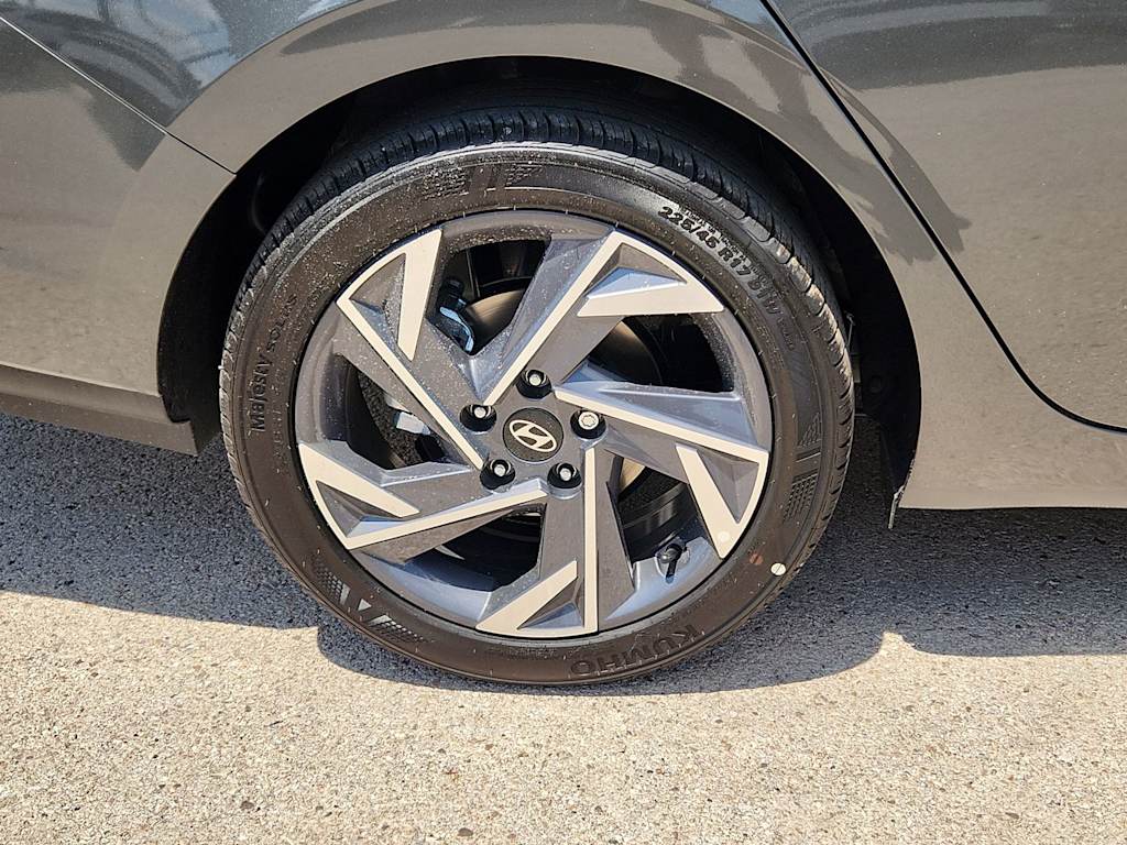 Thumbnail: 2025 Hyundai Elantra - 7