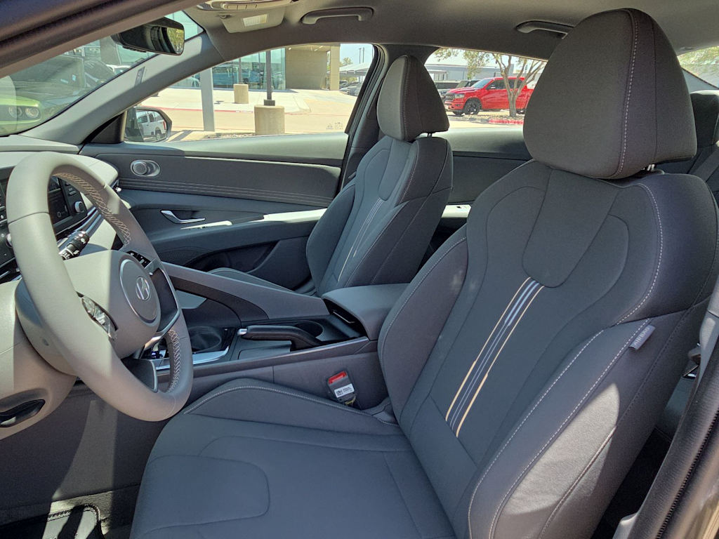 Thumbnail: 2026 Hyundai Elantra - 10