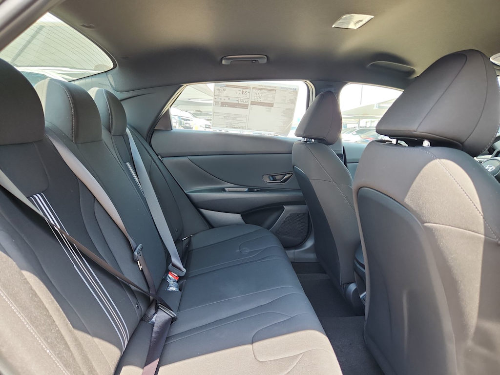 Thumbnail: 2025 Hyundai Elantra - 12