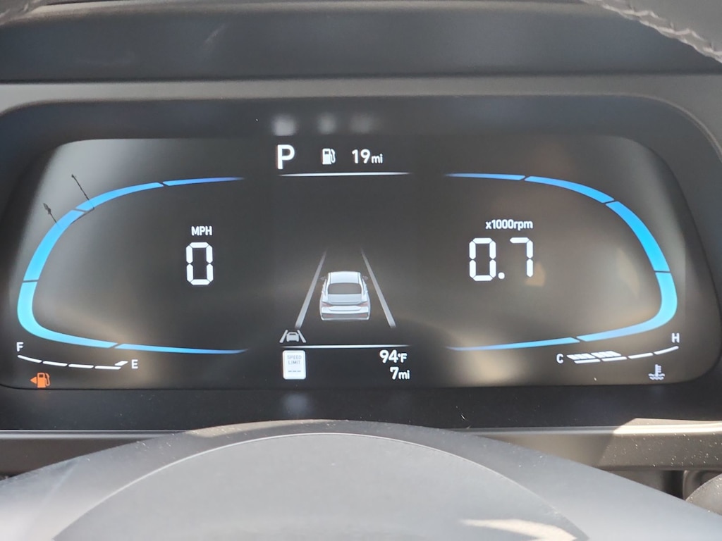 Thumbnail: 2025 Hyundai Elantra - 16