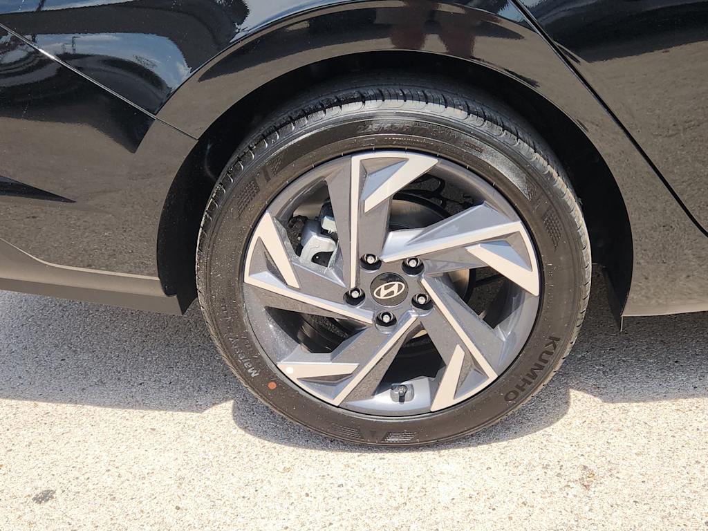 Thumbnail: 2025 Hyundai Elantra - 7