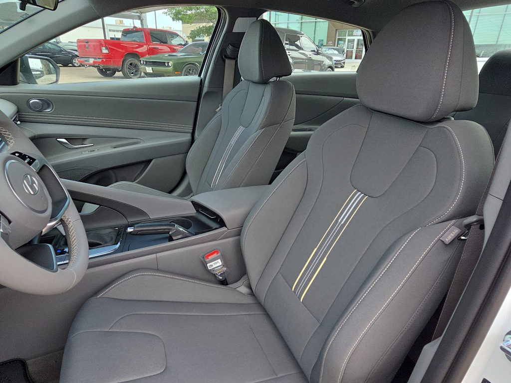 Thumbnail: 2026 Hyundai Elantra - 9