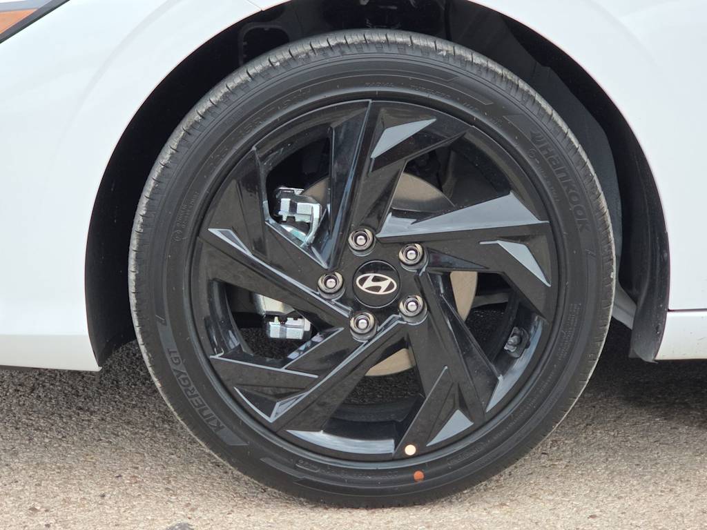 Thumbnail: 2026 Hyundai Elantra - 6