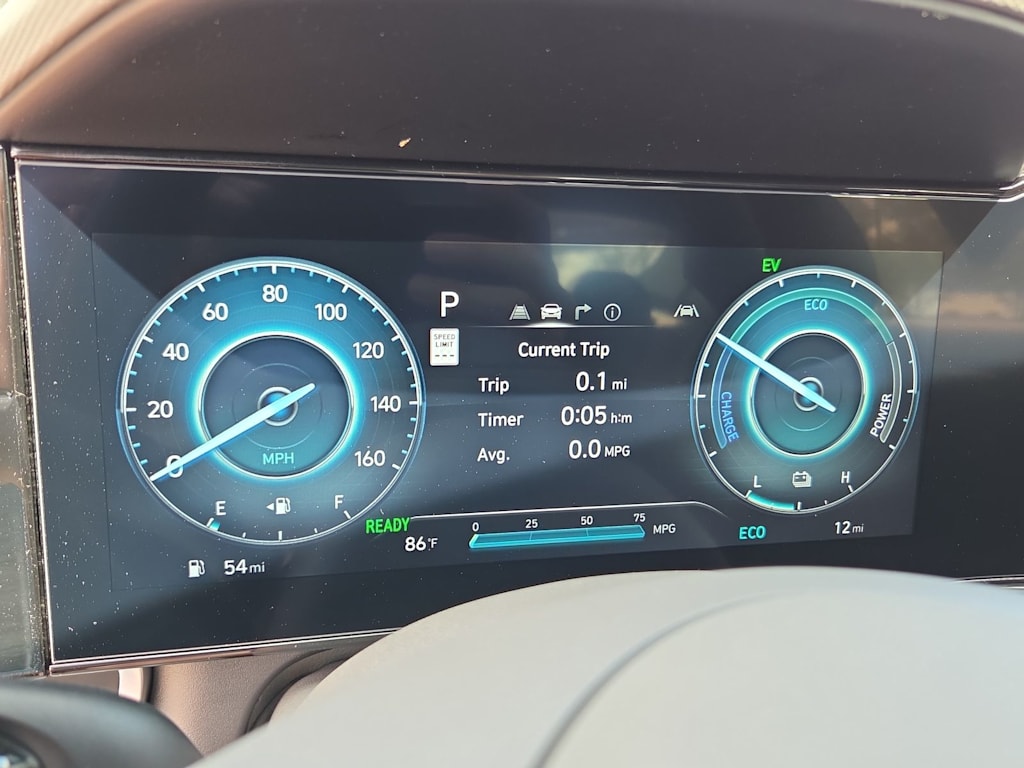 Thumbnail: 2025 Hyundai Elantra - 16