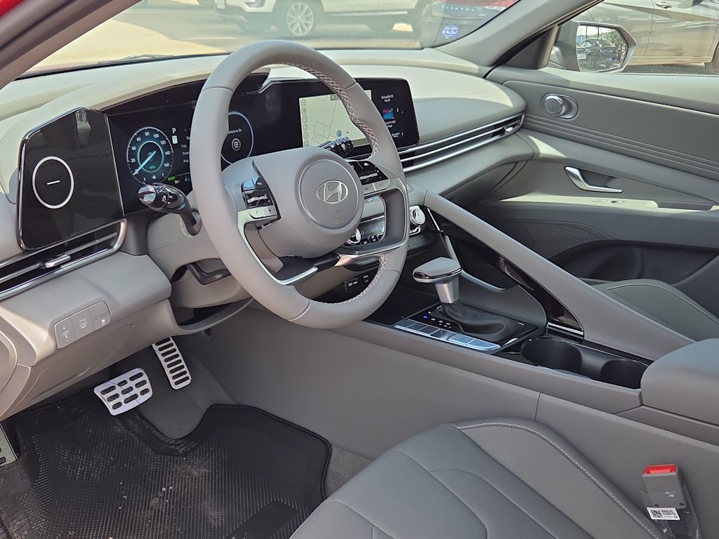 Thumbnail: 2025 Hyundai Elantra - 2