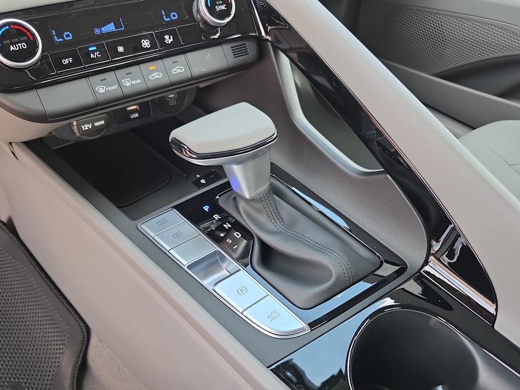 Thumbnail: 2025 Hyundai Elantra - 27