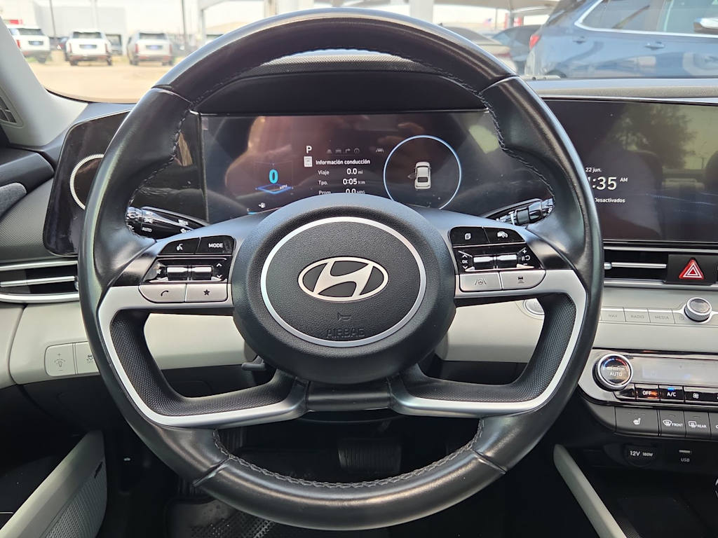 Thumbnail: 2025 Hyundai Elantra - 13
